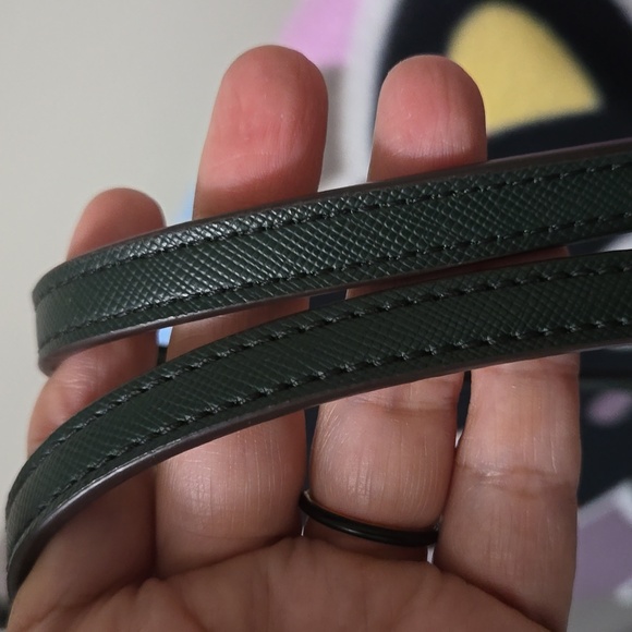 Kate Spade New York Brynn Tote (Graphic Blooms) - Picture 4 of 5